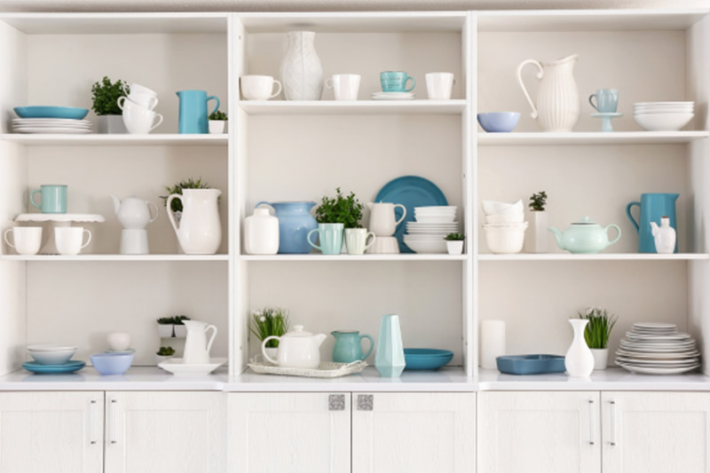kitchens with open shelves