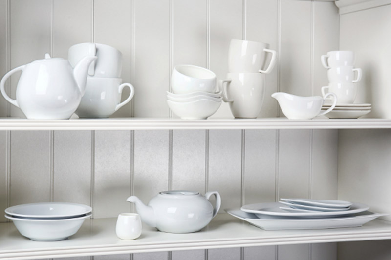 open shelving kitchen