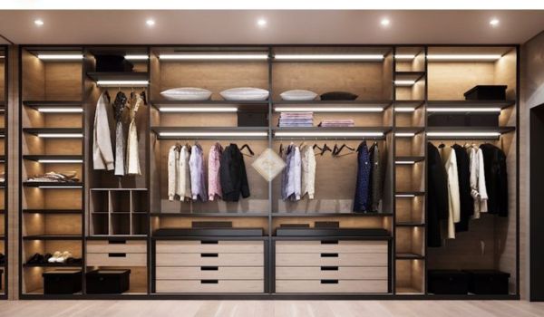 Custom Wardrobes vs. Ready-Made: Which One is Right for You?