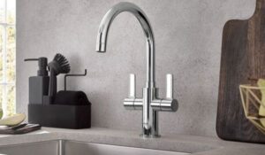 Choosing the Right Kitchen Faucet for Style and Function