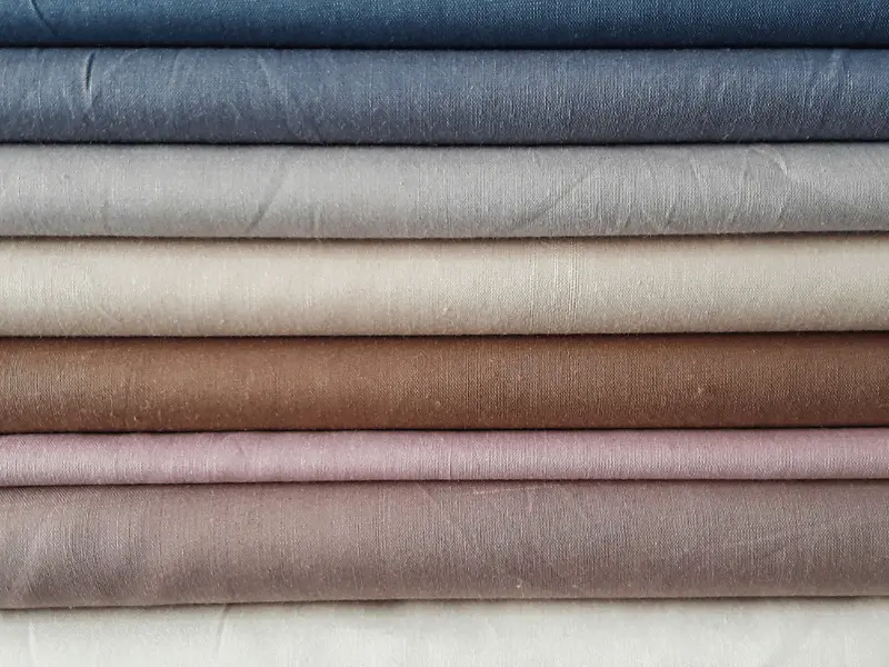 Light-colored textiles for interior